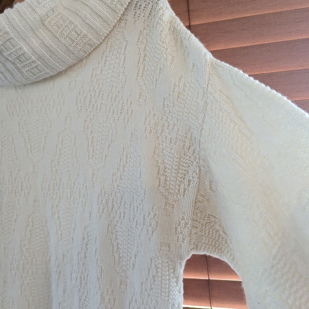 VINTAGE Talbott women's chunky turtleneck textured knit ivory sweater - Picture 4 of 7